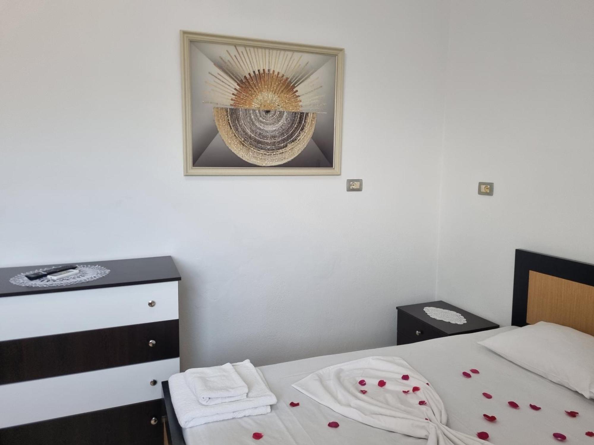 Apartment Besnik Brahimi Ksamil Exterior photo
